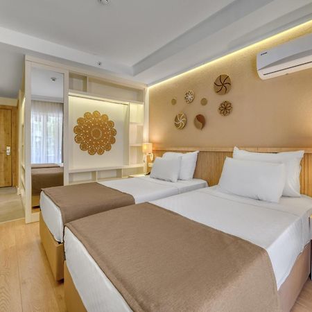 Park Hotel (Adults Only) Alanya Bagian luar foto