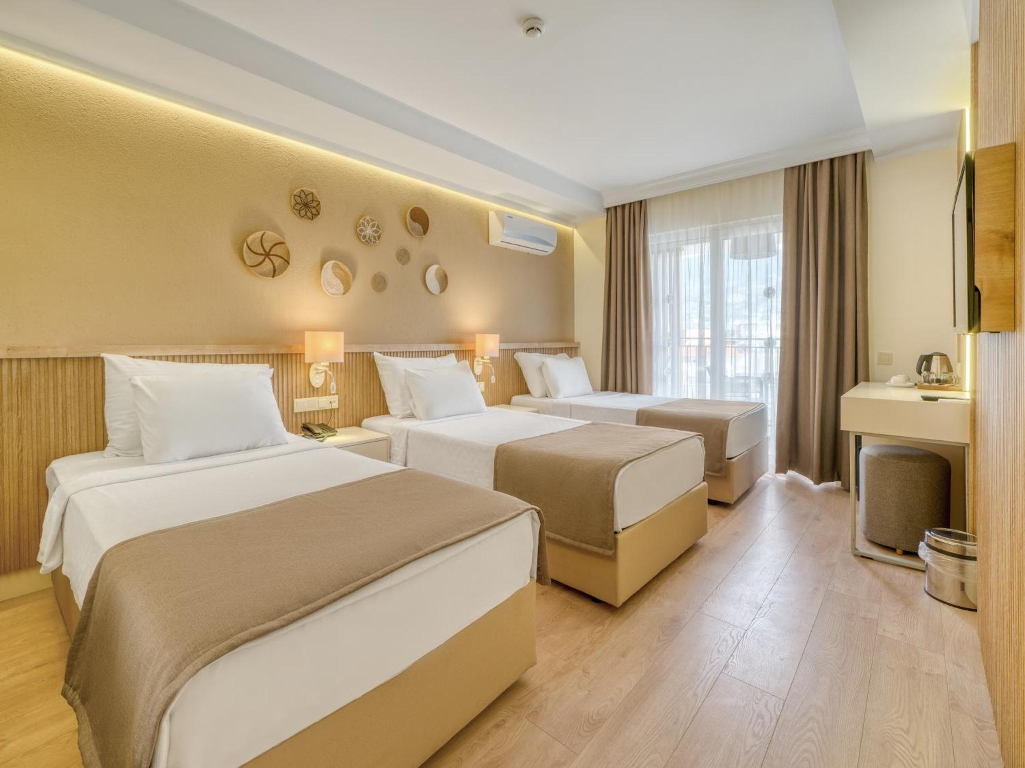 Park Hotel (Adults Only) Alanya Bagian luar foto