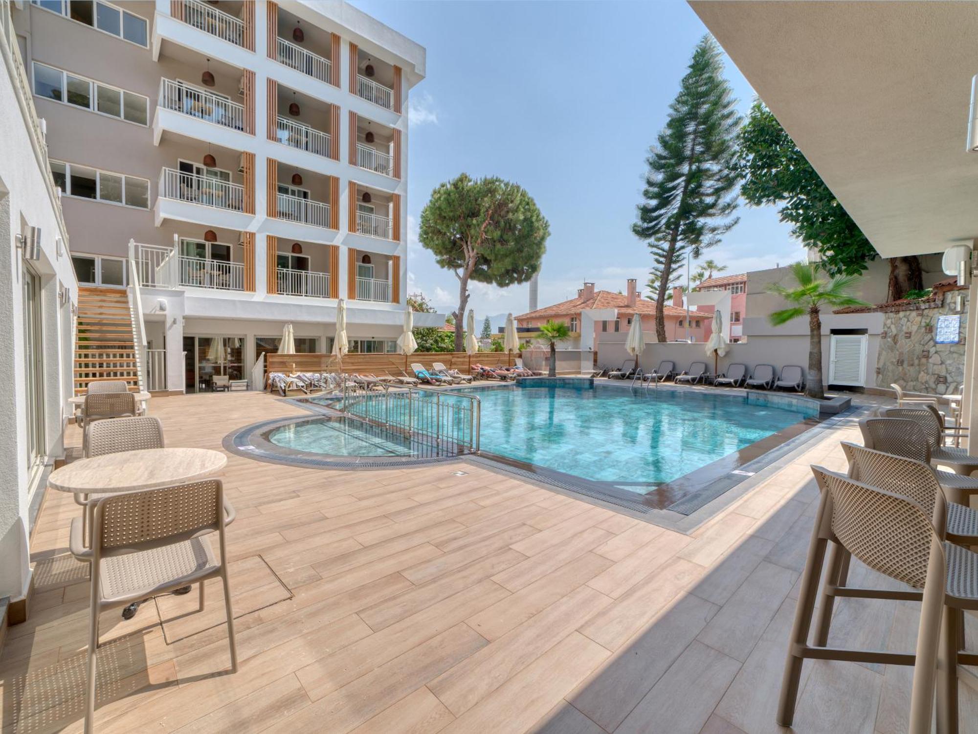Park Hotel (Adults Only) Alanya Bagian luar foto