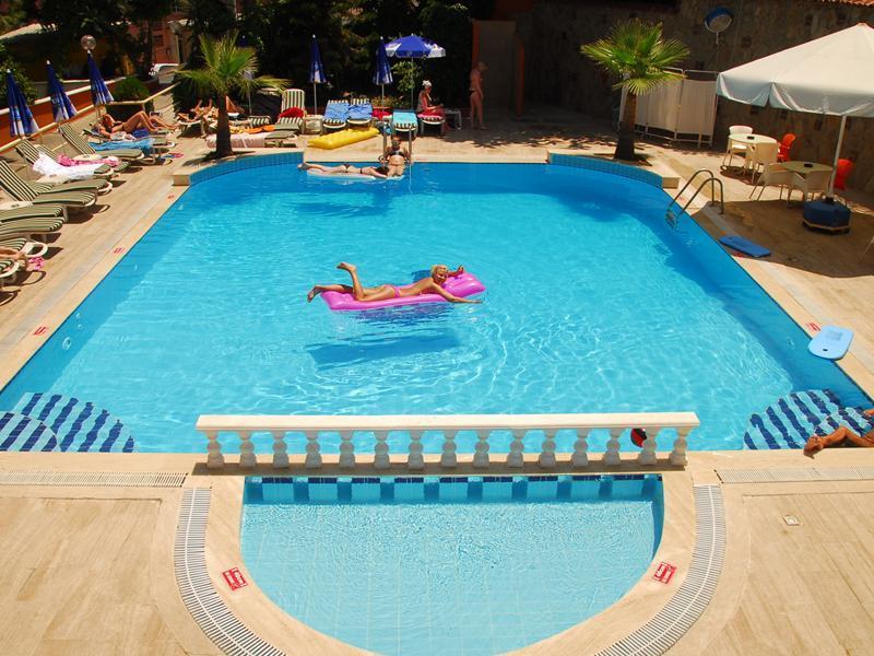 Park Hotel (Adults Only) Alanya Bagian luar foto