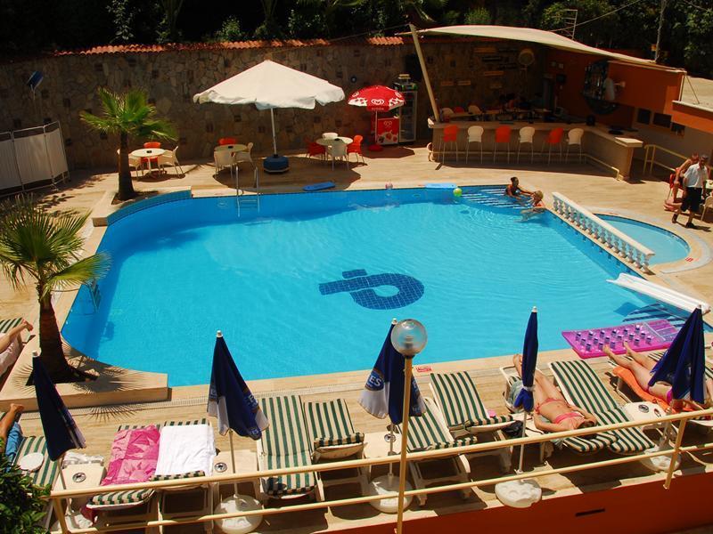Park Hotel (Adults Only) Alanya Bagian luar foto
